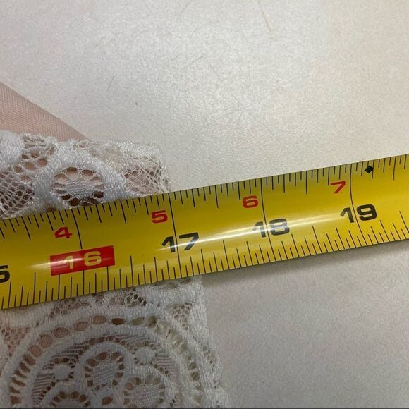 AUW - Girls cream lace halter top dress - Picture 4 of 6